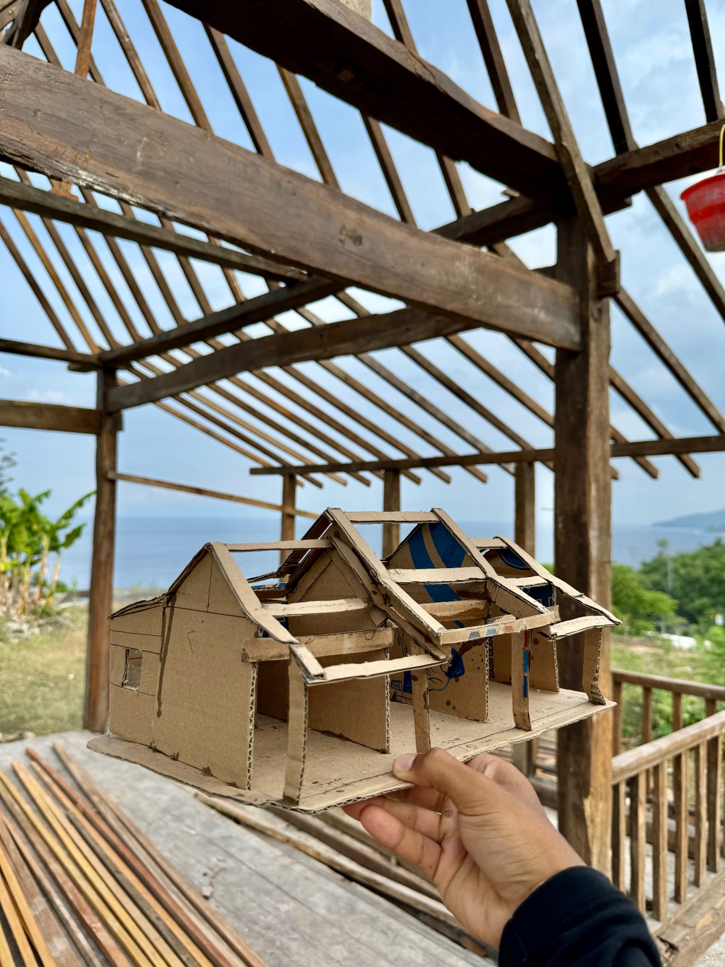 Cardboard model of the villa during construction